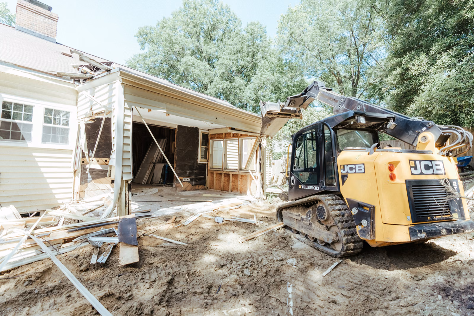 homeowners undergoing renovations