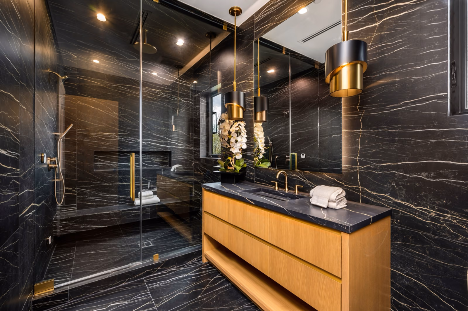 cost of expanding bathroom