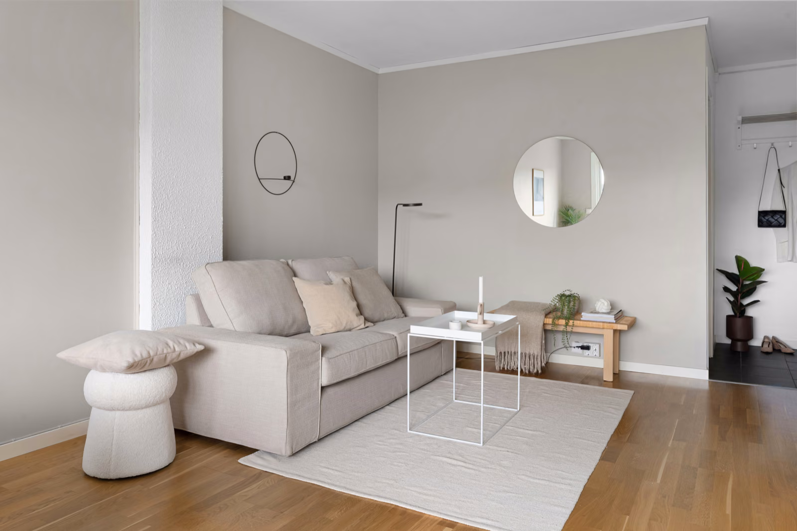 Rustic Elegance for home is the use of simple and clean furniture