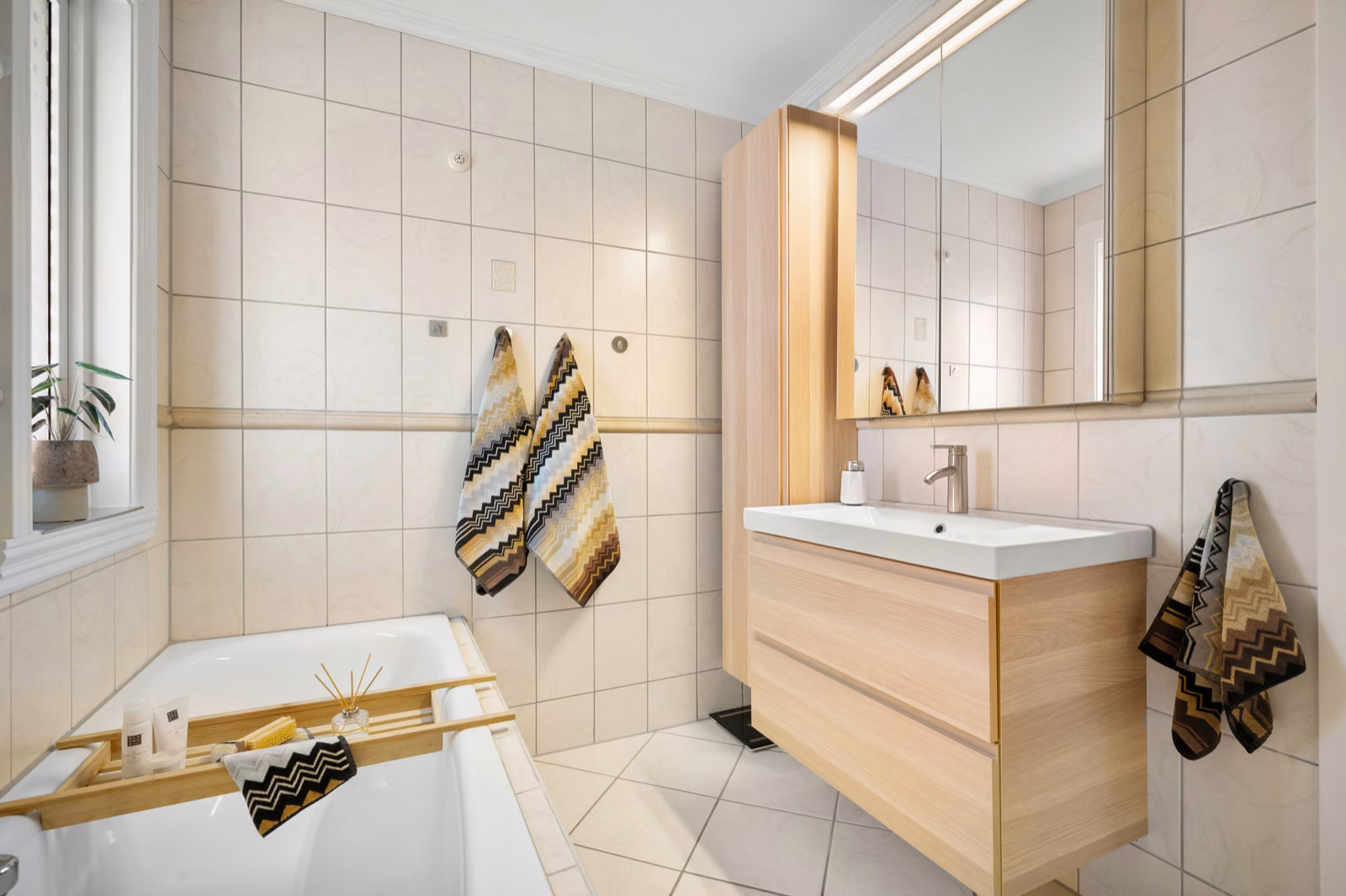 A beautiful, functional bathroom