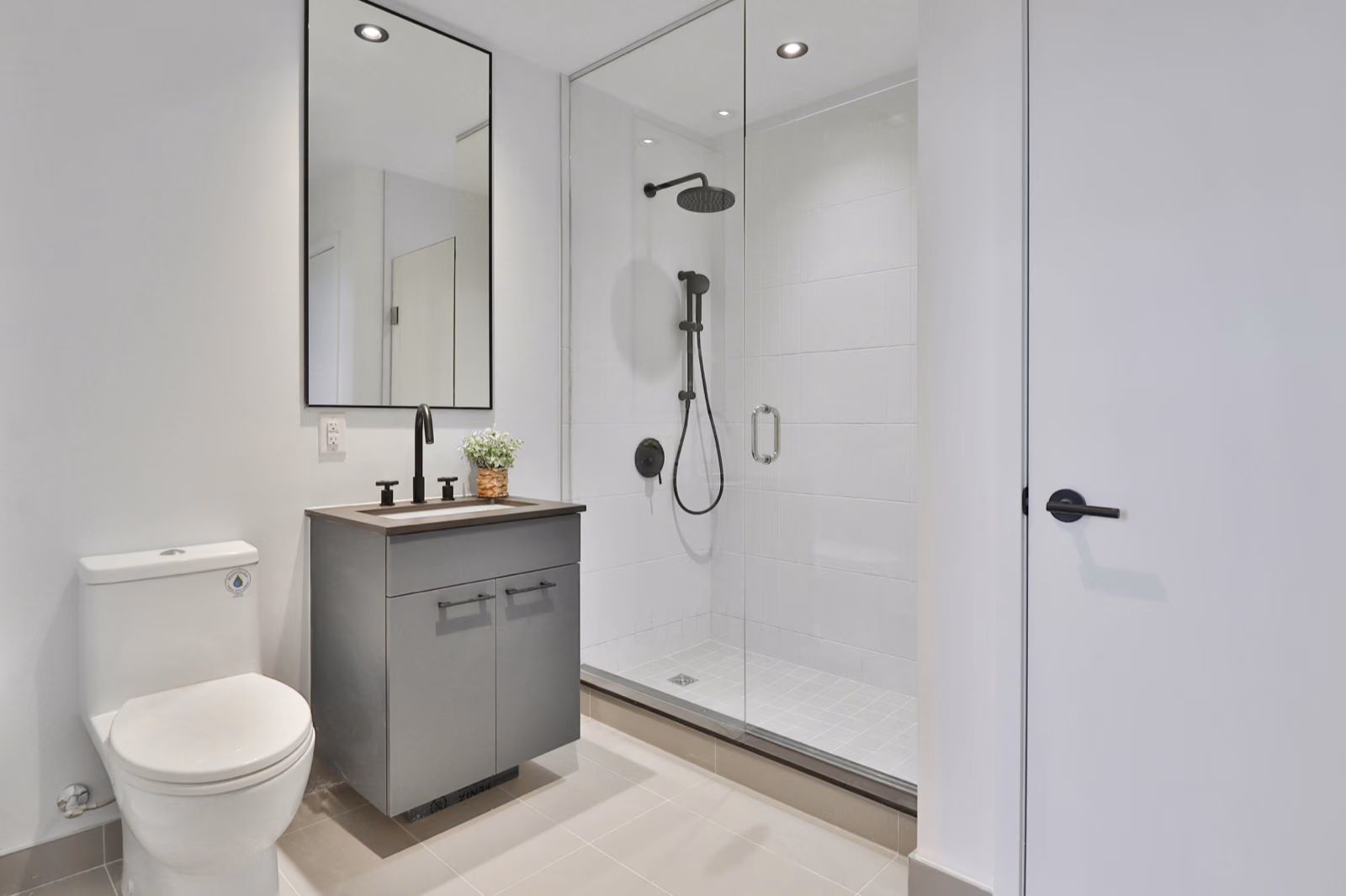 Modern bathroom